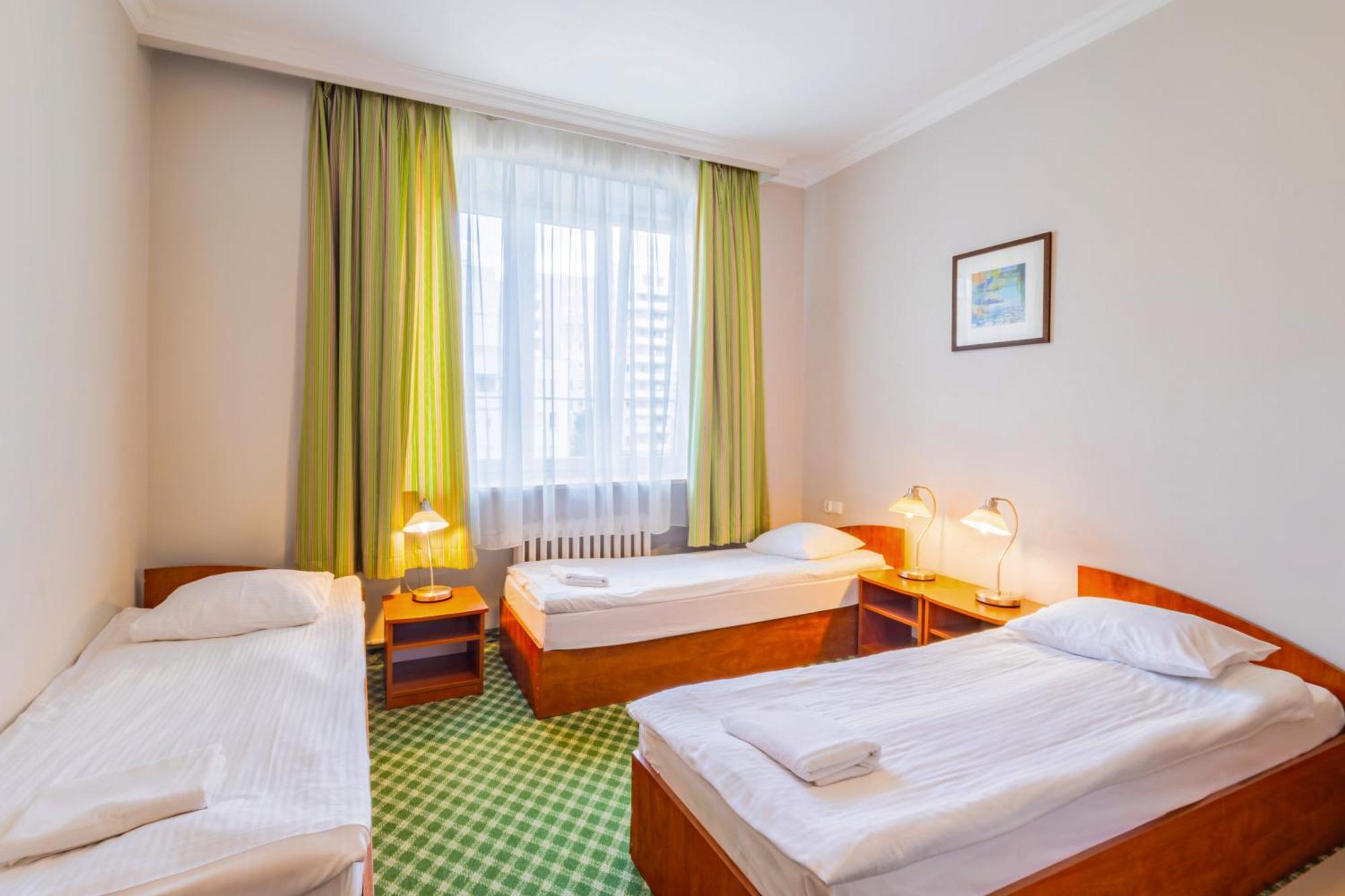 وارسو Noclegi Stadion Bed & Breakfast المظهر الخارجي الصورة