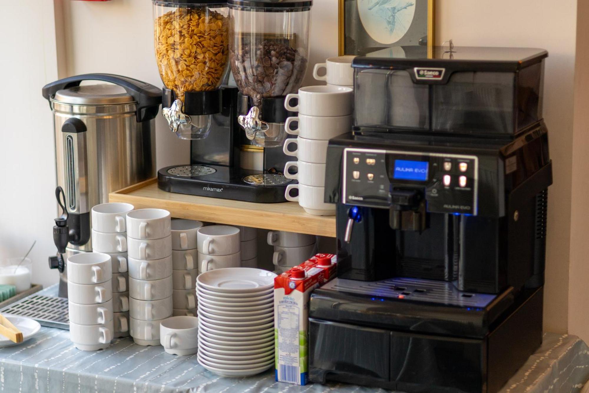 وارسو Noclegi Stadion Bed & Breakfast المظهر الخارجي الصورة